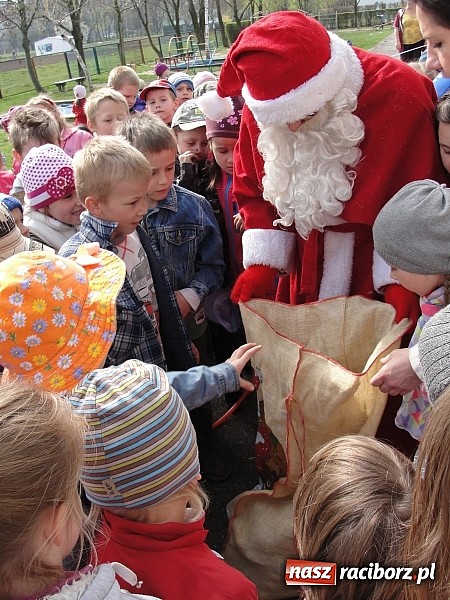 Zdjęcie w galerii na portalu naszraciborz.pl: Prima aprilis w Przedszkolu nr 26 wiadomości z regionu