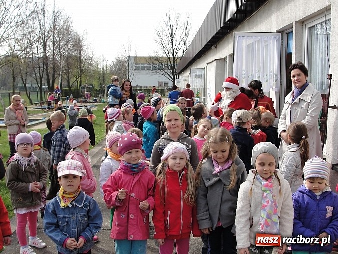 Zdjęcie w galerii na portalu naszraciborz.pl: Prima aprilis w Przedszkolu nr 26 wiadomości z regionu