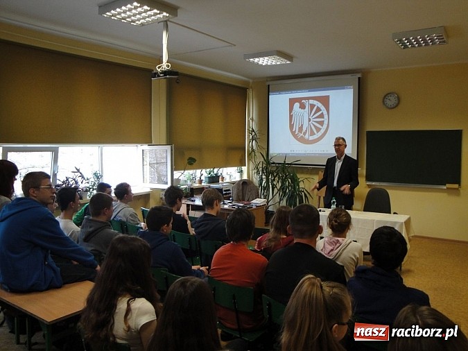 Zdjęcie w galerii na portalu naszraciborz.pl: Po staroście prezydent – lekcja samorządności z pierwszej ręki  wiadomości z regionu