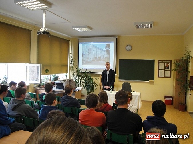 Zdjęcie w galerii na portalu naszraciborz.pl: Po staroście prezydent – lekcja samorządności z pierwszej ręki  wiadomości z regionu