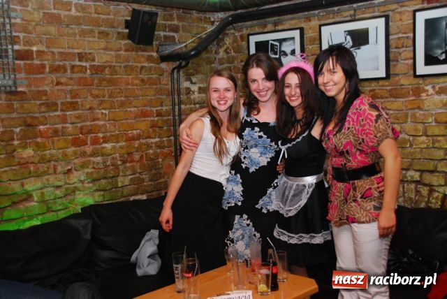 Zdjęcie w galerii na portalu naszraciborz.pl: OZON - raport towarzyski wiadomości z regionu