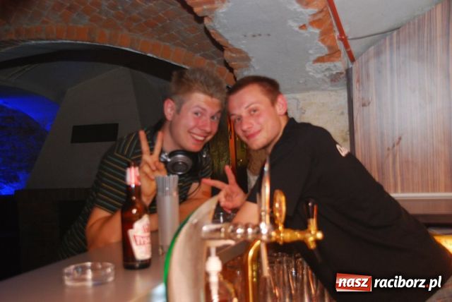 Zdjęcie w galerii na portalu naszraciborz.pl: OZON - raport towarzyski wiadomości z regionu