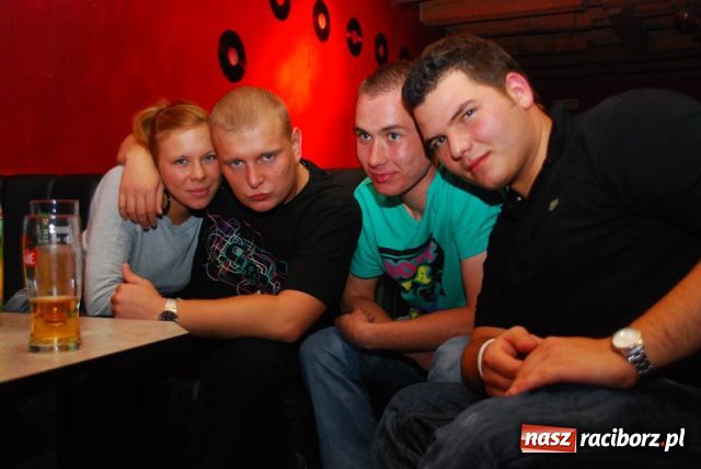 Zdjęcie w galerii na portalu naszraciborz.pl: OZON - raport towarzyski wiadomości z regionu