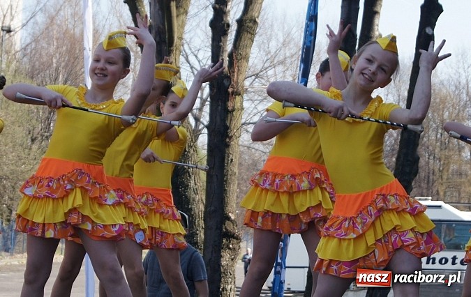 Zdjęcie w galerii na portalu naszraciborz.pl: Tancerze z Łężczoka na targach w Katowicach wiadomości z regionu