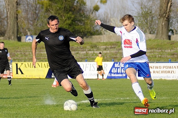 Zdjęcie w galerii na portalu naszraciborz.pl: Śląscy Oldboje lepsi od Unii Racibórz wiadomości z regionu