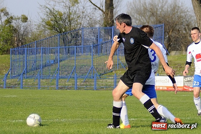 Zdjęcie w galerii na portalu naszraciborz.pl: Śląscy Oldboje lepsi od Unii Racibórz wiadomości z regionu