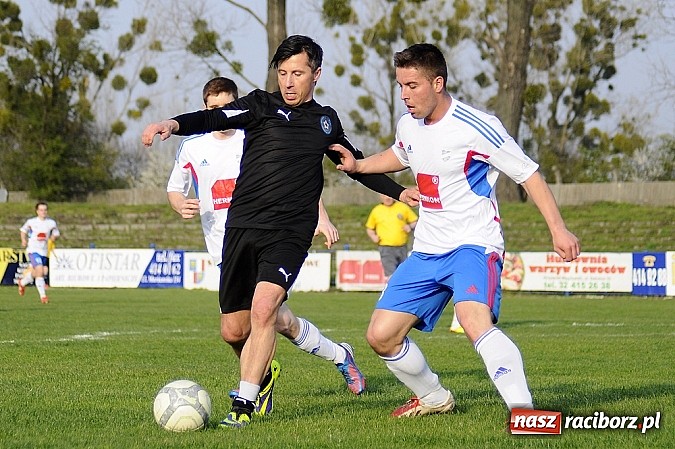 Zdjęcie w galerii na portalu naszraciborz.pl: Śląscy Oldboje lepsi od Unii Racibórz wiadomości z regionu