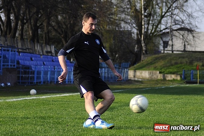 Zdjęcie w galerii na portalu naszraciborz.pl: Śląscy Oldboje lepsi od Unii Racibórz wiadomości z regionu