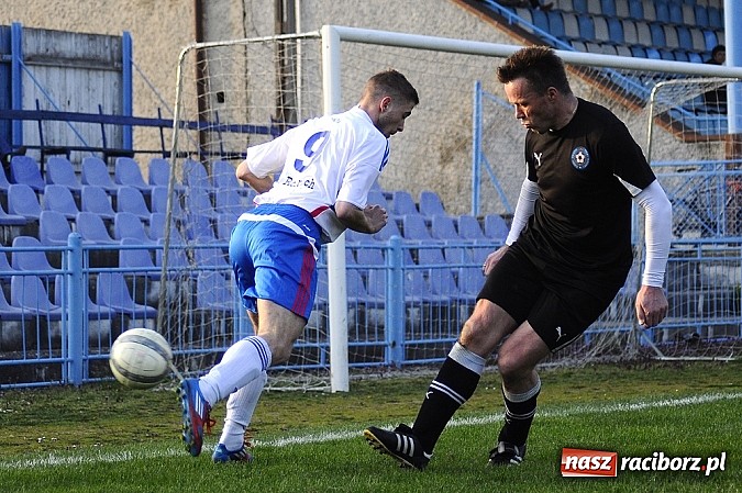 Zdjęcie w galerii na portalu naszraciborz.pl: Śląscy Oldboje lepsi od Unii Racibórz wiadomości z regionu