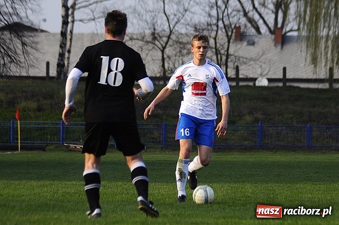 Zdjęcie w galerii na portalu naszraciborz.pl: Śląscy Oldboje lepsi od Unii Racibórz wiadomości z regionu