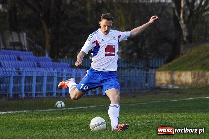 Zdjęcie w galerii na portalu naszraciborz.pl: Śląscy Oldboje lepsi od Unii Racibórz wiadomości z regionu