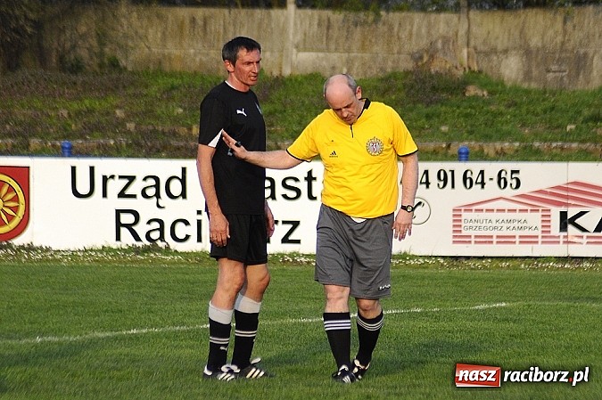 Zdjęcie w galerii na portalu naszraciborz.pl: Śląscy Oldboje lepsi od Unii Racibórz wiadomości z regionu
