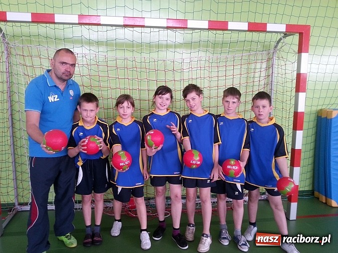 Zdjęcie w galerii na portalu naszraciborz.pl: Od pierwszaka gram w szczypiorniaka wiadomości z regionu