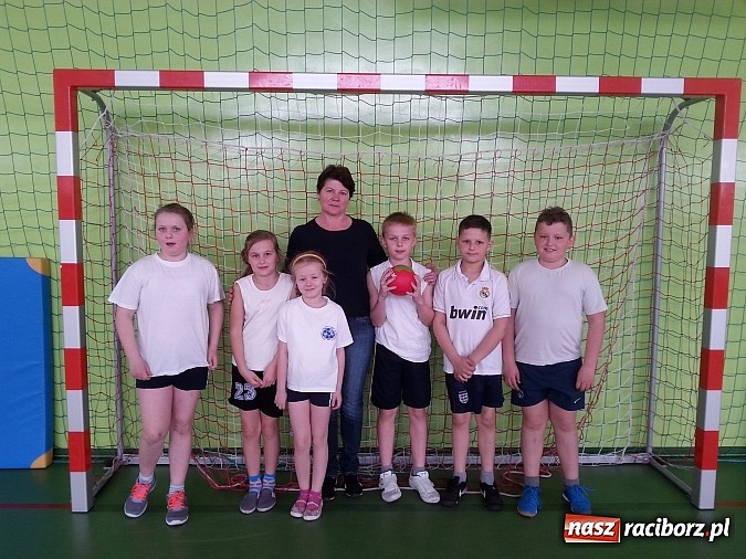 Zdjęcie w galerii na portalu naszraciborz.pl: Od pierwszaka gram w szczypiorniaka wiadomości z regionu