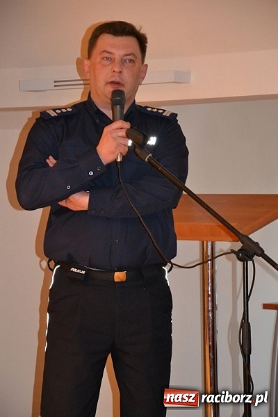 Zdjęcie w galerii na portalu naszraciborz.pl: Echa Katynia – spotkania z historią na zamku rozpoczęte  wiadomości z regionu