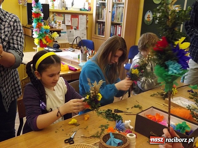 Zdjęcie w galerii na portalu naszraciborz.pl: Goście z Czech z wizytą w Szkole Podstawowej nr 13 wiadomości z regionu