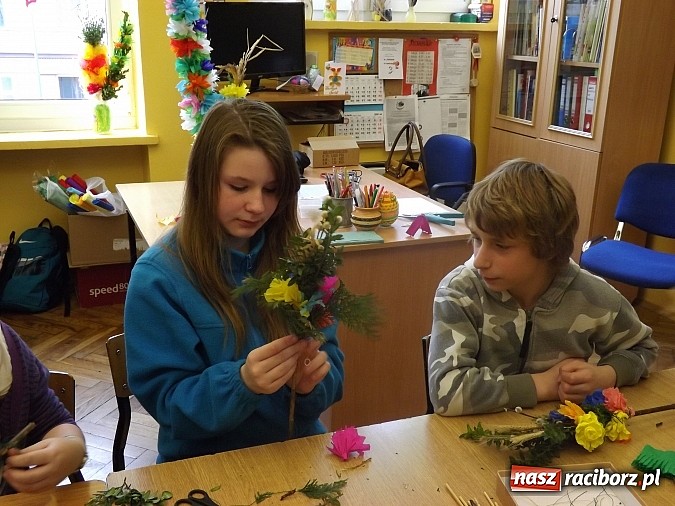 Zdjęcie w galerii na portalu naszraciborz.pl: Goście z Czech z wizytą w Szkole Podstawowej nr 13 wiadomości z regionu