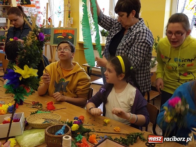 Zdjęcie w galerii na portalu naszraciborz.pl: Goście z Czech z wizytą w Szkole Podstawowej nr 13 wiadomości z regionu