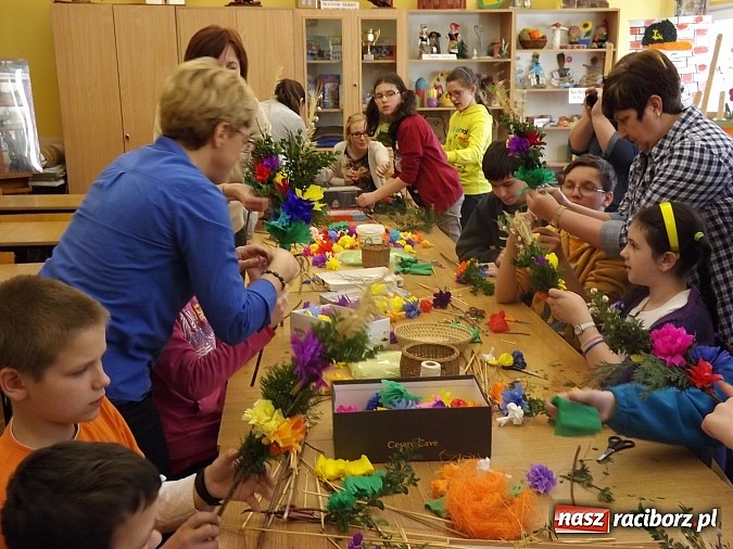 Zdjęcie w galerii na portalu naszraciborz.pl: Goście z Czech z wizytą w Szkole Podstawowej nr 13 wiadomości z regionu