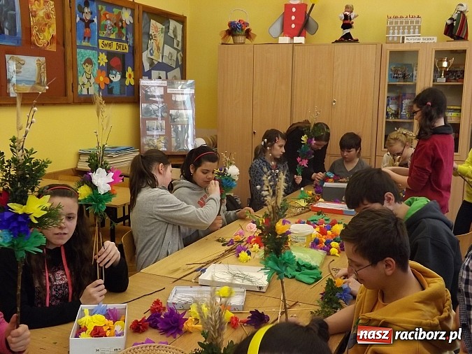 Zdjęcie w galerii na portalu naszraciborz.pl: Goście z Czech z wizytą w Szkole Podstawowej nr 13 wiadomości z regionu