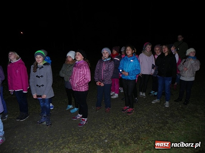 Zdjęcie w galerii na portalu naszraciborz.pl: Młodzi czytelnicy zwiedzili stary pałac w Krowiarkach w rocznicę urodzin Andersena wiadomości z regionu