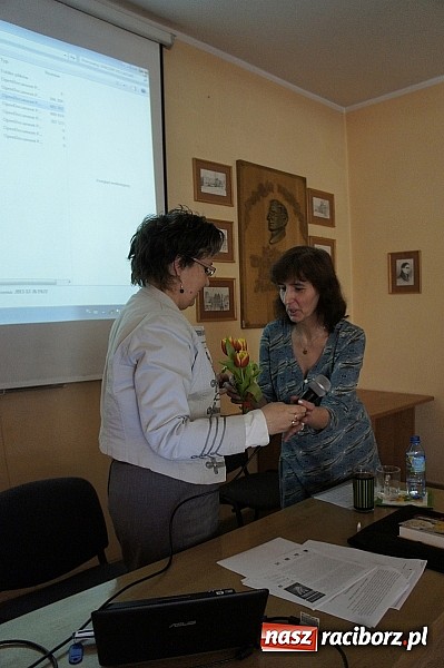 Zdjęcie w galerii na portalu naszraciborz.pl: Wiosenny spacer po lwowskich parkach  wiadomości z regionu