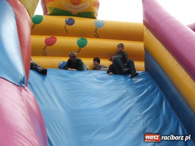 Zdjęcie w galerii na portalu naszraciborz.pl: Hokus pokus w Młyńskiej wiadomości z regionu