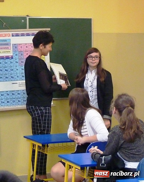 Zdjęcie w galerii na portalu naszraciborz.pl: W Nędzy rozbudzają zainteresowanie chemią  wiadomości z regionu