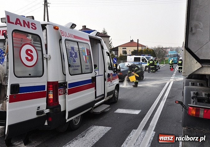 Zdjęcie w galerii na portalu naszraciborz.pl: Kolejny groźny wypadek na Drodze Krajowej nr 45 w Tworkowie wiadomości z regionu