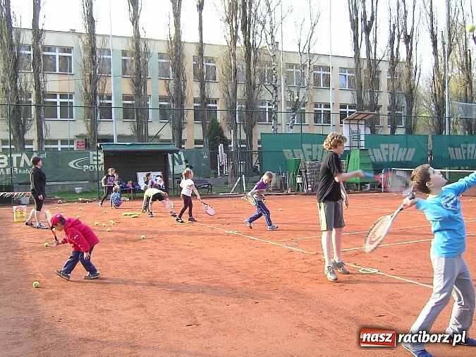 Zdjęcie w galerii na portalu naszraciborz.pl: Na korcie Rafako sezon już rozpoczęty  wiadomości z regionu