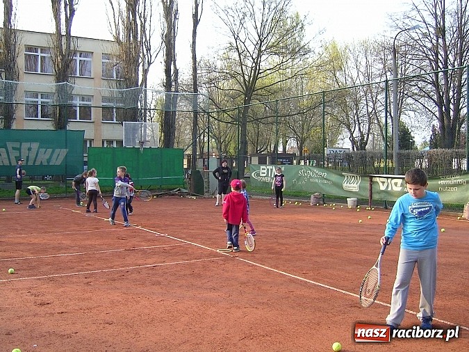 Zdjęcie w galerii na portalu naszraciborz.pl: Na korcie Rafako sezon już rozpoczęty  wiadomości z regionu