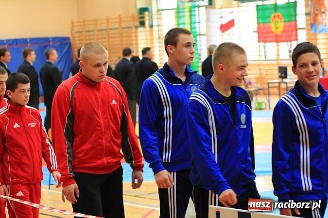 Zdjęcie w galerii na portalu naszraciborz.pl: Międzynarodowe Mistrzostwa Polski Kadetów i Juniorów w zapasach wiadomości z regionu