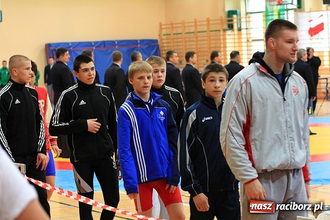 Zdjęcie w galerii na portalu naszraciborz.pl: Międzynarodowe Mistrzostwa Polski Kadetów i Juniorów w zapasach wiadomości z regionu