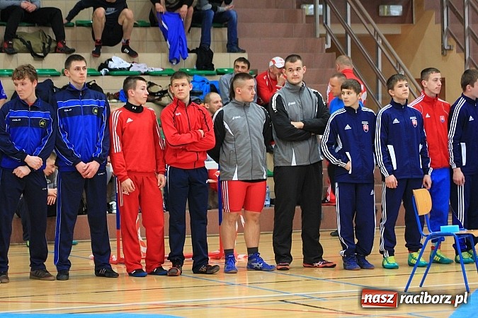 Zdjęcie w galerii na portalu naszraciborz.pl: Międzynarodowe Mistrzostwa Polski Kadetów i Juniorów w zapasach wiadomości z regionu