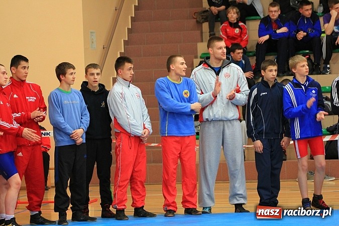 Zdjęcie w galerii na portalu naszraciborz.pl: Międzynarodowe Mistrzostwa Polski Kadetów i Juniorów w zapasach wiadomości z regionu