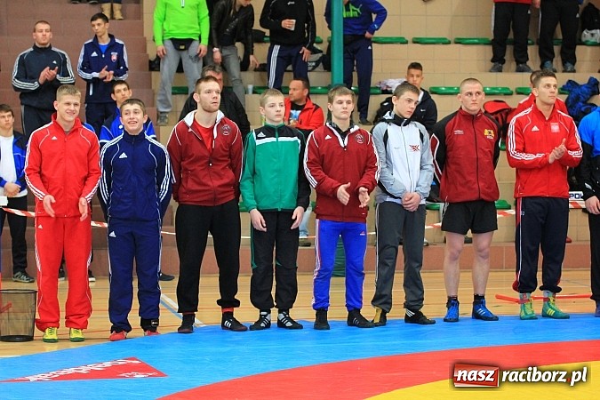 Zdjęcie w galerii na portalu naszraciborz.pl: Międzynarodowe Mistrzostwa Polski Kadetów i Juniorów w zapasach wiadomości z regionu