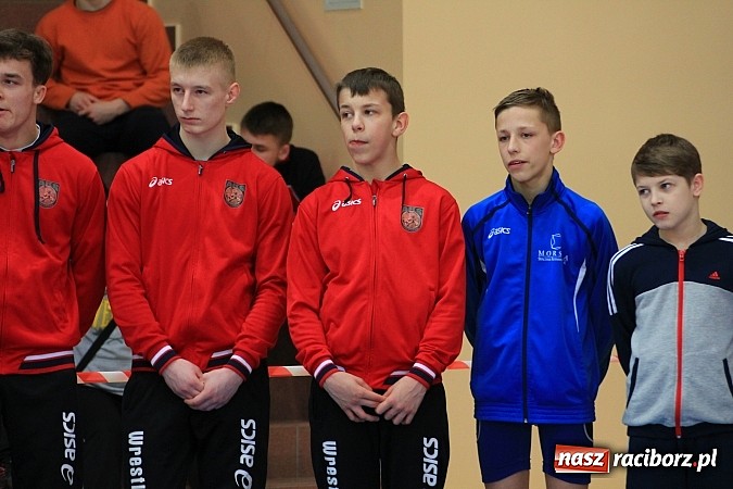 Zdjęcie w galerii na portalu naszraciborz.pl: Międzynarodowe Mistrzostwa Polski Kadetów i Juniorów w zapasach wiadomości z regionu