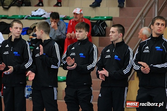 Zdjęcie w galerii na portalu naszraciborz.pl: Międzynarodowe Mistrzostwa Polski Kadetów i Juniorów w zapasach wiadomości z regionu