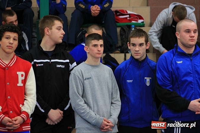 Zdjęcie w galerii na portalu naszraciborz.pl: Międzynarodowe Mistrzostwa Polski Kadetów i Juniorów w zapasach wiadomości z regionu