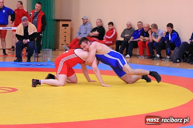 Zdjęcie w galerii na portalu naszraciborz.pl: Międzynarodowe Mistrzostwa Polski Kadetów i Juniorów w zapasach wiadomości z regionu
