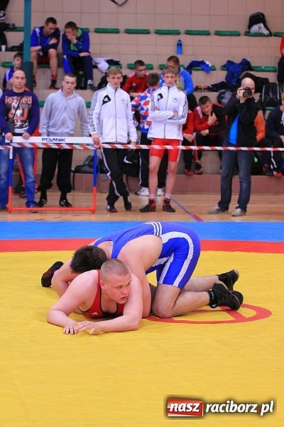 Zdjęcie w galerii na portalu naszraciborz.pl: Międzynarodowe Mistrzostwa Polski Kadetów i Juniorów w zapasach wiadomości z regionu