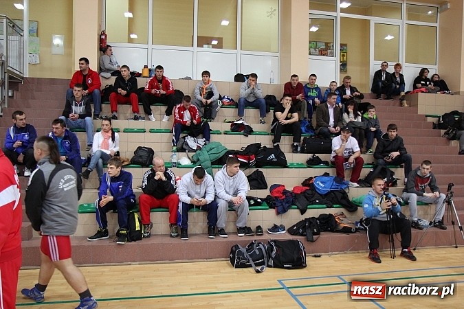 Zdjęcie w galerii na portalu naszraciborz.pl: Międzynarodowe Mistrzostwa Polski Kadetów i Juniorów w zapasach wiadomości z regionu