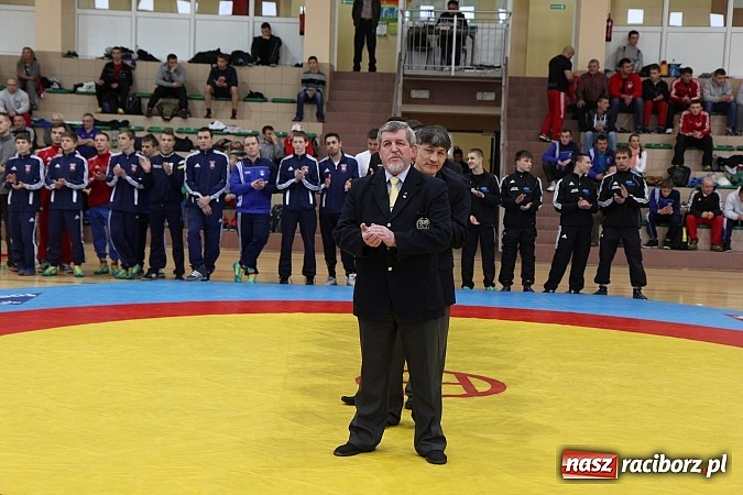 Zdjęcie w galerii na portalu naszraciborz.pl: Międzynarodowe Mistrzostwa Polski Kadetów i Juniorów w zapasach wiadomości z regionu