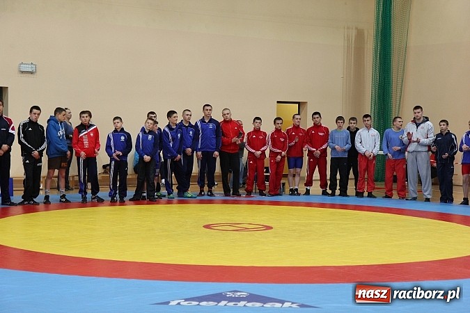 Zdjęcie w galerii na portalu naszraciborz.pl: Międzynarodowe Mistrzostwa Polski Kadetów i Juniorów w zapasach wiadomości z regionu