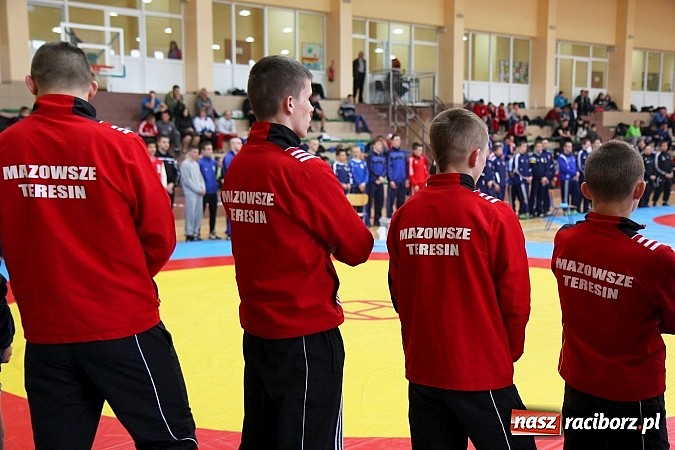 Zdjęcie w galerii na portalu naszraciborz.pl: Międzynarodowe Mistrzostwa Polski Kadetów i Juniorów w zapasach wiadomości z regionu