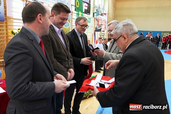 Zdjęcie w galerii na portalu naszraciborz.pl: Międzynarodowe Mistrzostwa Polski Kadetów i Juniorów w zapasach wiadomości z regionu
