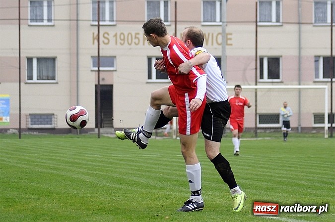 Zdjęcie w galerii na portalu naszraciborz.pl: A klasa: Krzanowice lepsze od Kornowaca wiadomości z regionu