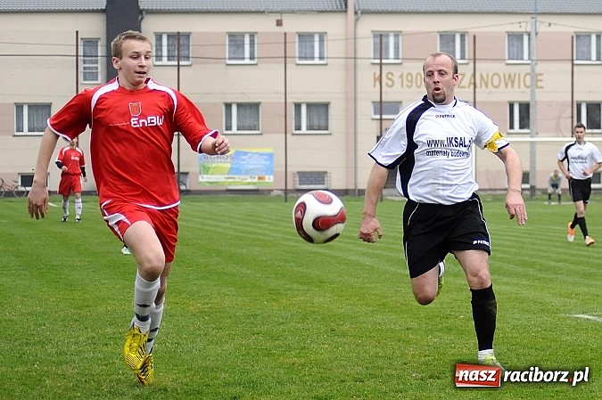 Zdjęcie w galerii na portalu naszraciborz.pl: A klasa: Krzanowice lepsze od Kornowaca wiadomości z regionu