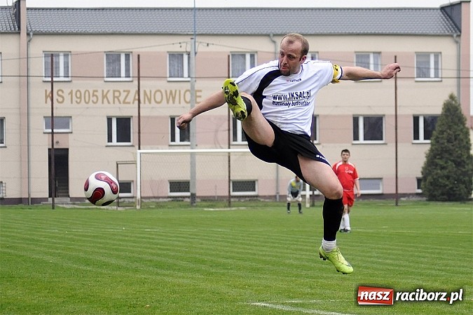 Zdjęcie w galerii na portalu naszraciborz.pl: A klasa: Krzanowice lepsze od Kornowaca wiadomości z regionu