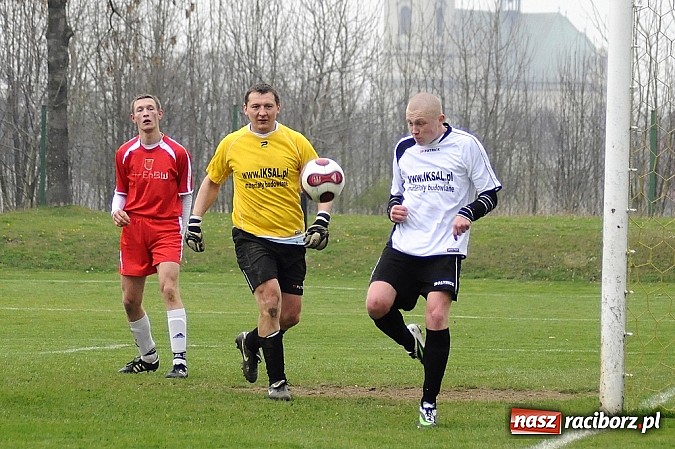 Zdjęcie w galerii na portalu naszraciborz.pl: A klasa: Krzanowice lepsze od Kornowaca wiadomości z regionu